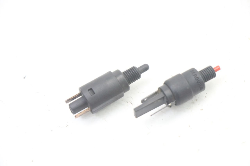photo de STOP LIGHT SWITCH GILERA NEXUS 300 (2008 - 2013)