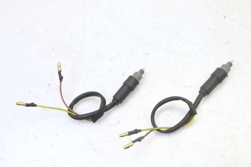 photo de STOP LIGHT SWITCH YAMAHA JOG R 50 (2004 - 2014)