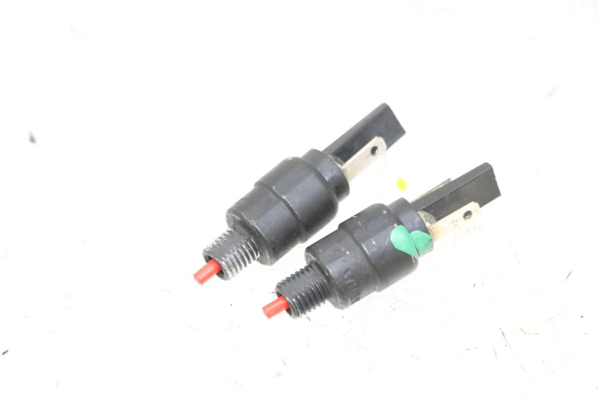 photo de STOP LIGHT SWITCH PIAGGIO MP3 HPE 310 (2024 - 2025)