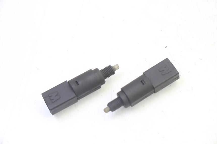 photo de STOP LIGHT SWITCH PIAGGIO MP3 125 (2006 - 2014)