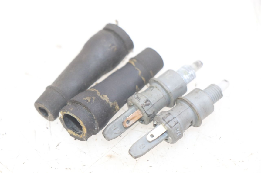 photo de STOP LIGHT SWITCH PEUGEOT CITYSTAR 2T 50 (2018 - 2021)