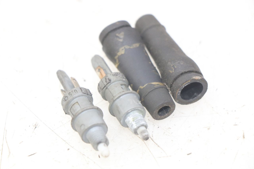 photo de STOP LIGHT SWITCH PEUGEOT CITYSTAR 2T 50 (2018 - 2021)