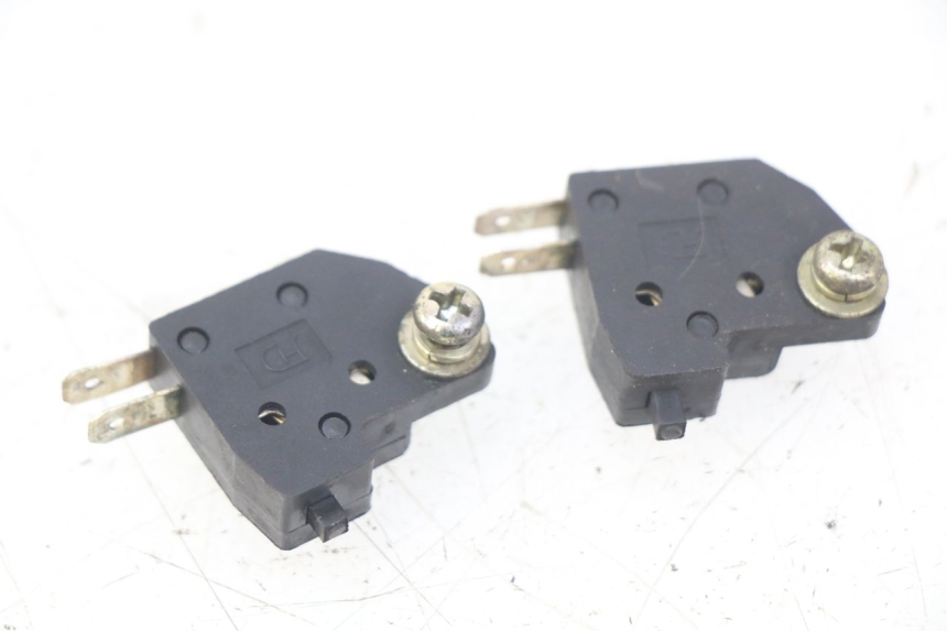 photo de STOP LIGHT SWITCH PEUGEOT DJANGO 2T 50 (2014 - 2019)