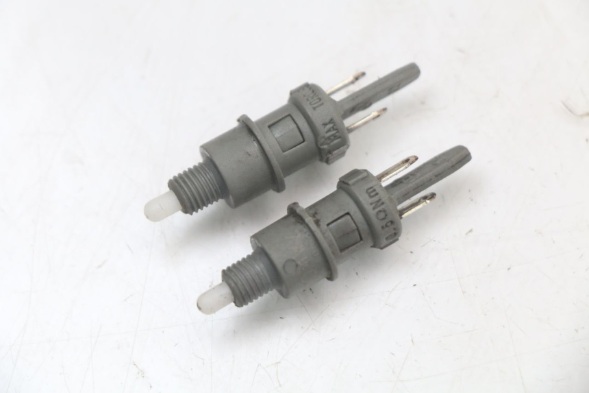 photo de Stop light switch PEUGEOT GEOPOLIS RS 125 (2007 - 2009)