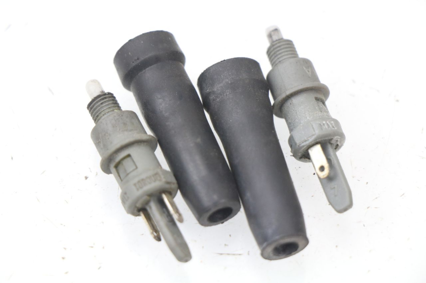 photo de STOP LIGHT SWITCH PEUGEOT SPEEDFIGHT 2 AC 50 (2000 - 2009)