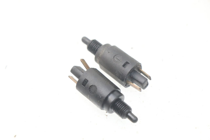 photo de STOP LIGHT SWITCH PEUGEOT SV 50 (1992 - 2004)