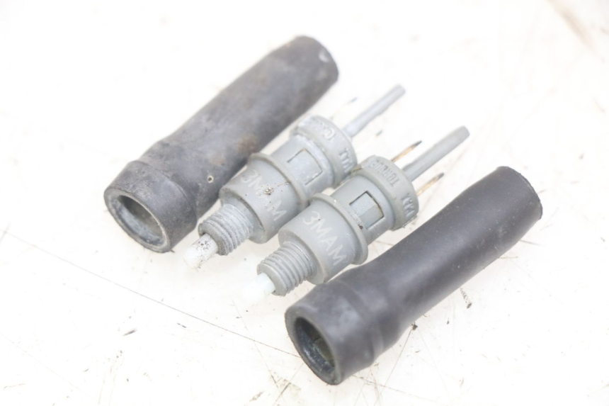 photo de STOP LIGHT SWITCH PEUGEOT TREKKER 50 (1998 - 2004)