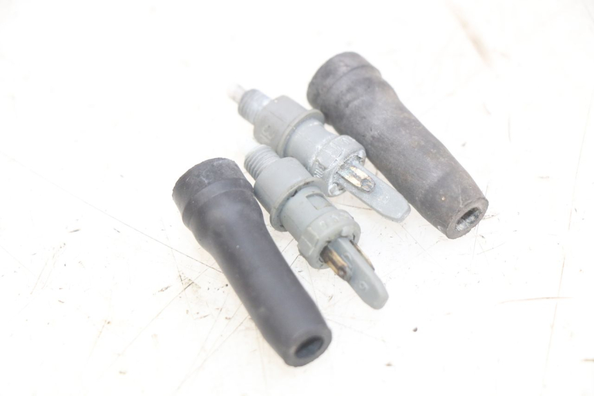 photo de STOP LIGHT SWITCH PEUGEOT TREKKER 50 (1998 - 2004)