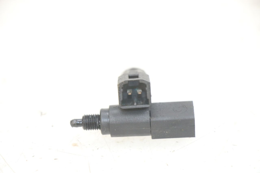 photo de STOP LIGHT SWITCH PIAGGIO FLY 125 (2005 - 2012)