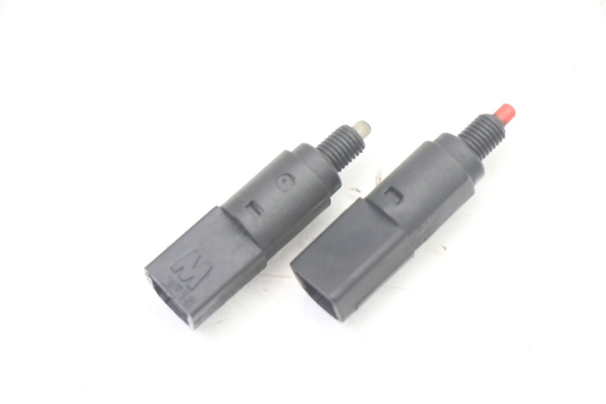 photo de STOP LIGHT SWITCH PIAGGIO X8 125 (2004 - 2007)