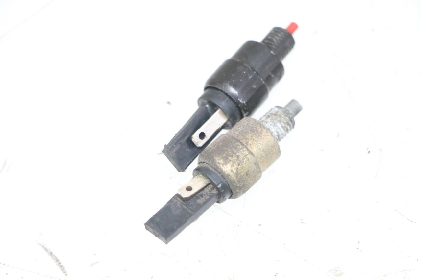 photo de STOP LIGHT SWITCH APRILIA RALLY AC 50 (1995 - 2004)