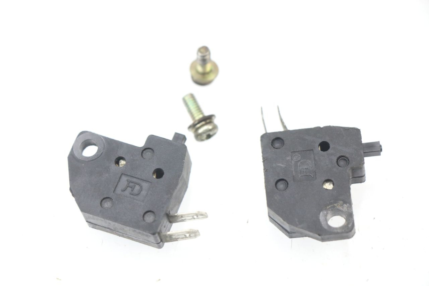 photo de STOP LIGHT SWITCH TNT MOTOR FASTINO 4T 50 (2013 - 2019)