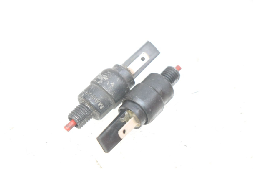 photo de STOP LIGHT SWITCH PIAGGIO VESPA PRIMAVERA 2T 50 (2013 - 2018)