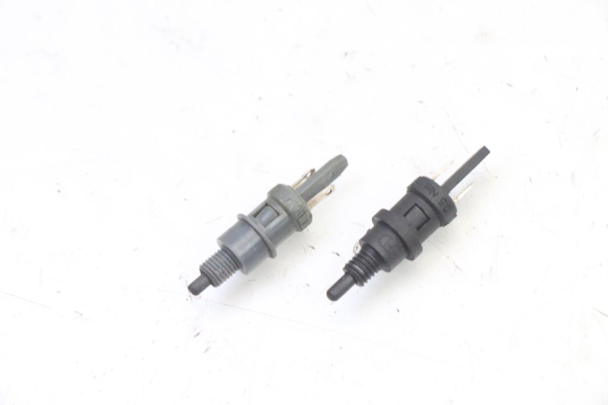 photo de STOP LIGHT SWITCH PEUGEOT VIVACITY NEW 4T 50 (2008 - 2017)