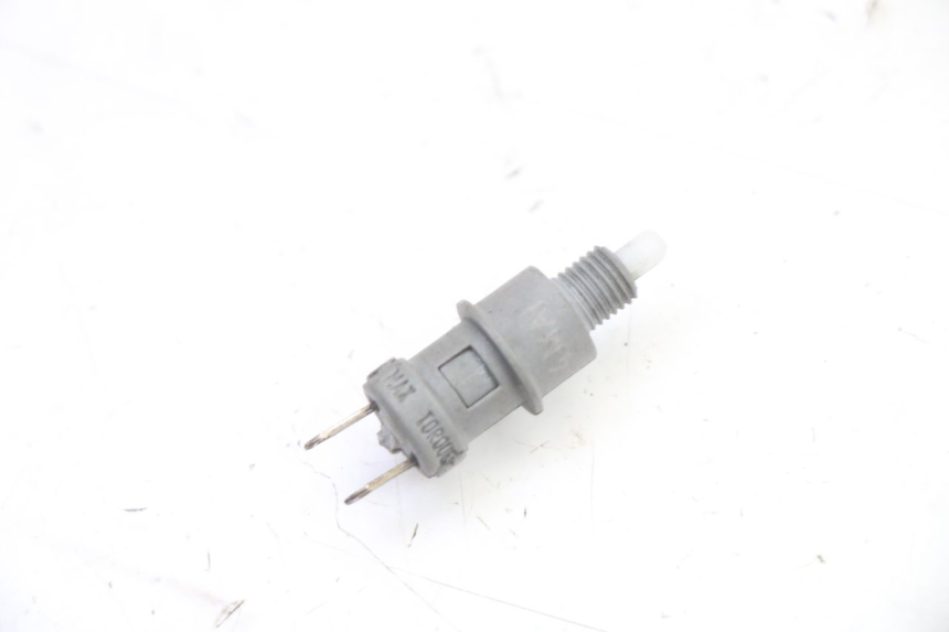 photo de STOP LIGHT SWITCH PEUGEOT VIVACITY 50 (2004 - 2009)