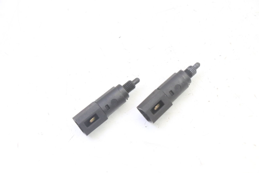 photo de STOP LIGHT SWITCH PIAGGIO X9 EVOLUTION 125 (2003 - 2007)