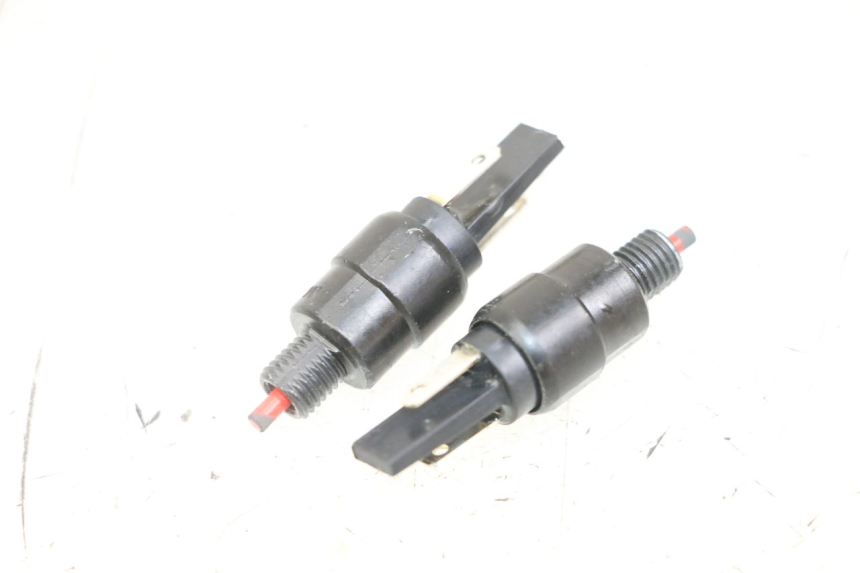 photo de STOP LIGHT SWITCH PIAGGIO XEVO - X EVO 125 (2007 - 2016) - Main view