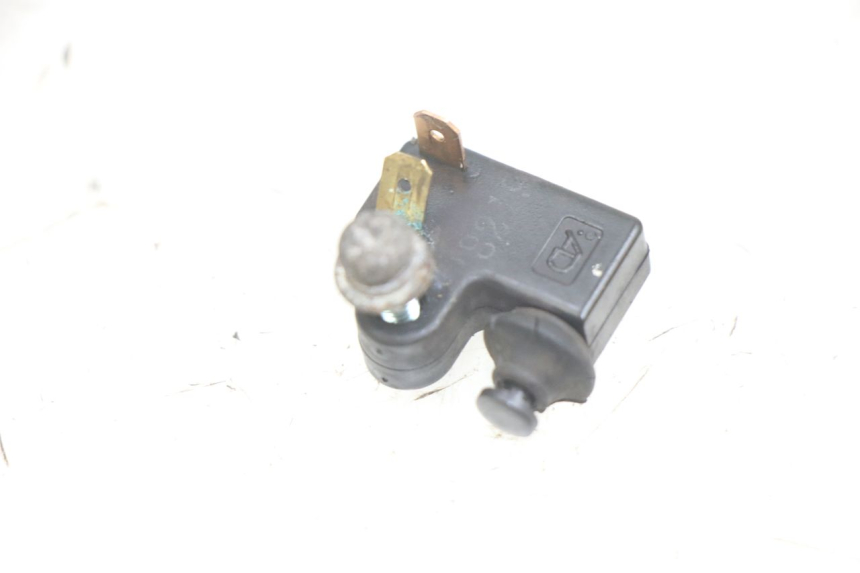 photo de STOP LIGHT SWITCH YAMAHA X-MAX XMAX 250 (2006 - 2009)