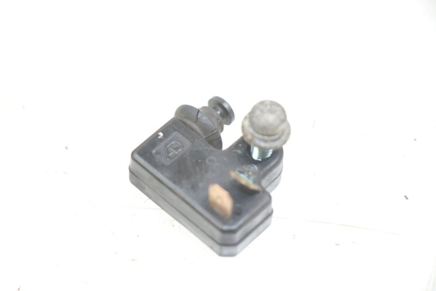 photo de STOP LIGHT SWITCH YAMAHA X-MAX XMAX 250 (2006 - 2009)