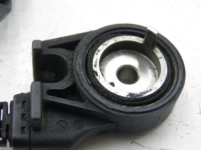 photo de IGNITION SWITCH KICKSTAND HONDA FES PANTHEON 125 (2003 - 2007)