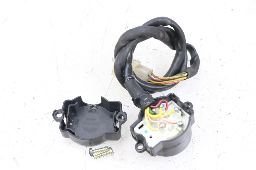 photo de SWITCH MOTO GUZZI NORGE 8V GT 1200 (2011 - 2016)