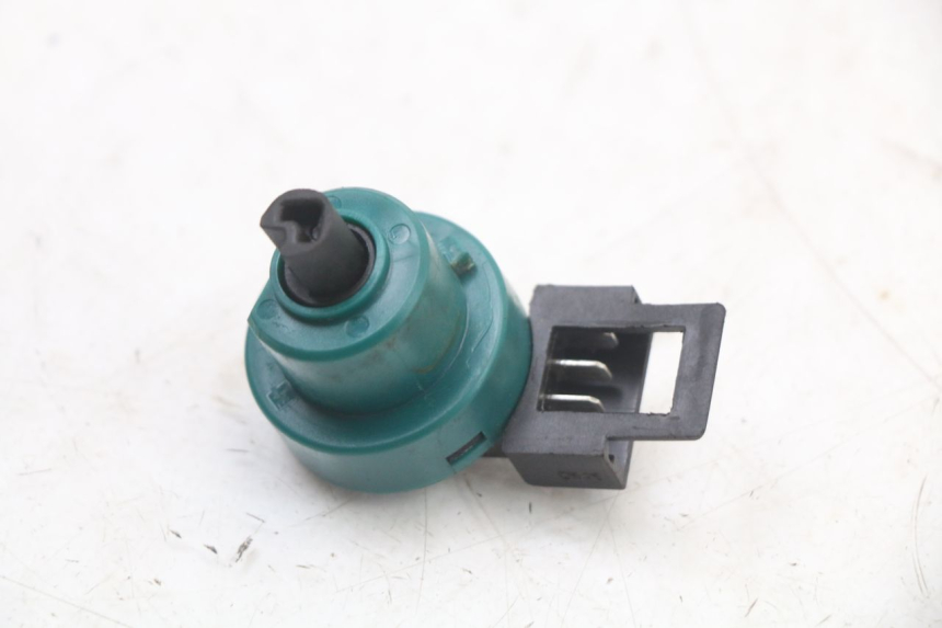 photo de IGNITION SWITCH PIAGGIO VESPA LX 2T 50 (2005 - 2013)