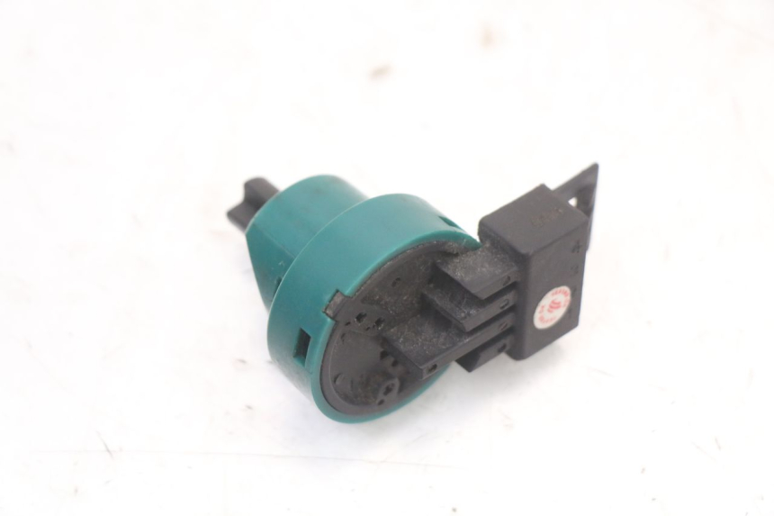 photo de IGNITION SWITCH PIAGGIO VESPA LX 2T 50 (2005 - 2013)