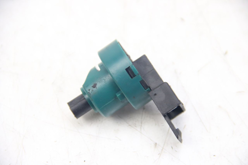 photo de IGNITION SWITCH PIAGGIO VESPA S 2T 50 (2007 - 2014)