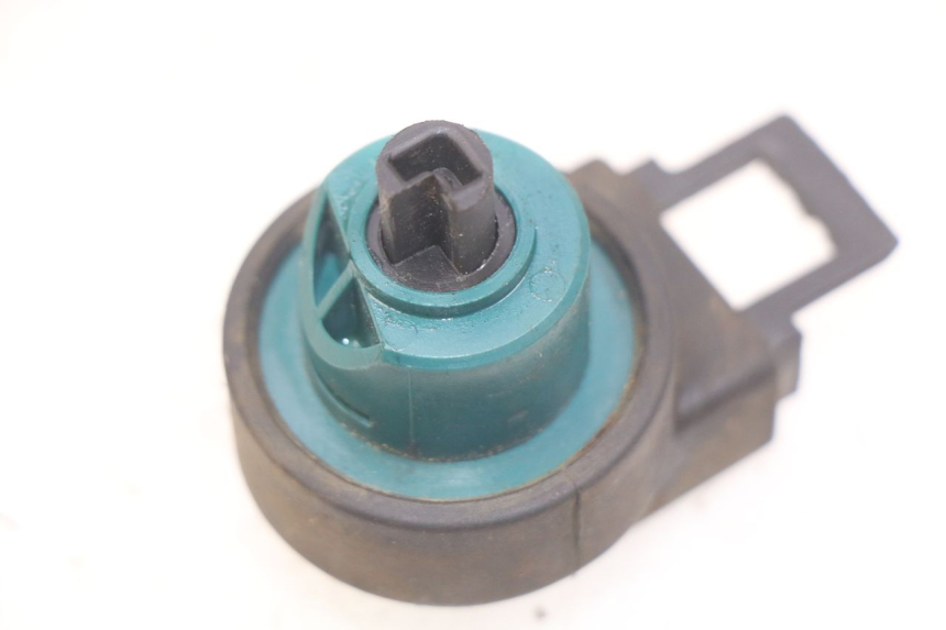 photo de IGNITION SWITCH PIAGGIO X9 125 (2000 - 2003)