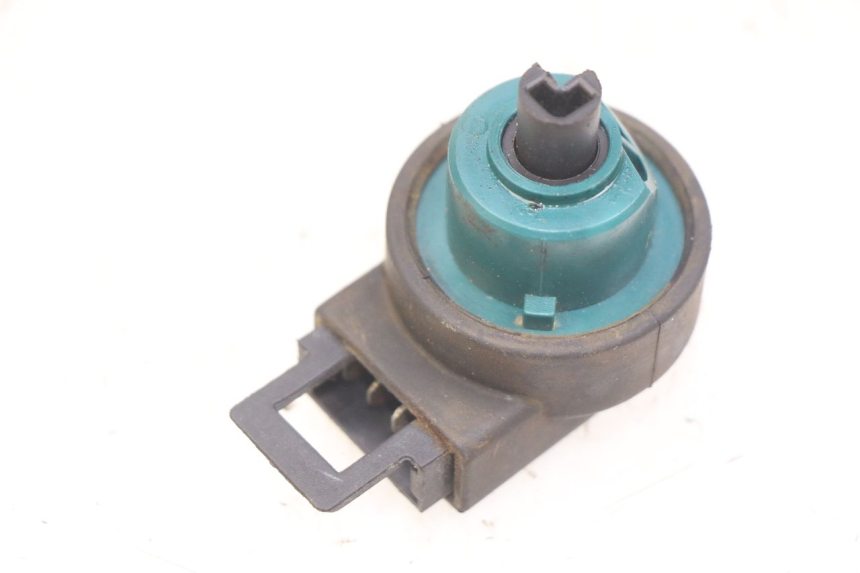 photo de IGNITION SWITCH PIAGGIO X9 125 (2000 - 2003)