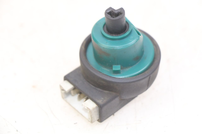 photo de IGNITION SWITCH PIAGGIO XEVO - X EVO 125 (2007 - 2016)