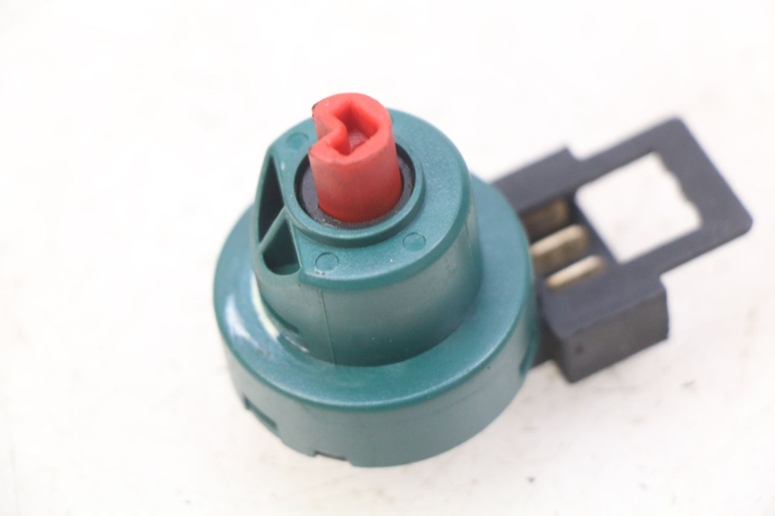 photo de IGNITION SWITCH PIAGGIO VESPA LX 2T 50 (2005 - 2013)