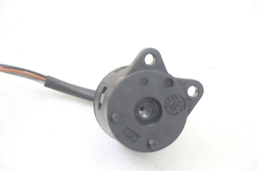 photo de SWITCH YAMAHA WHY 50 (1998 - 2000)