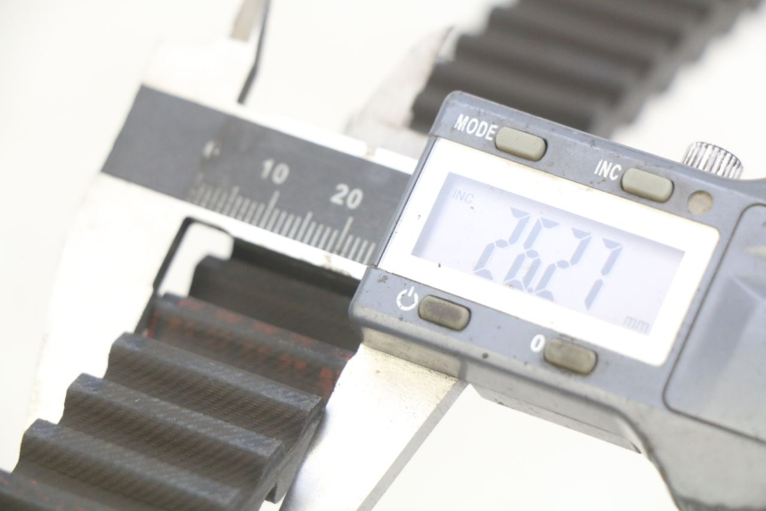 photo de BELT HONDA FJS SILVERWING SILVER WING 400 (2009 - 2016)