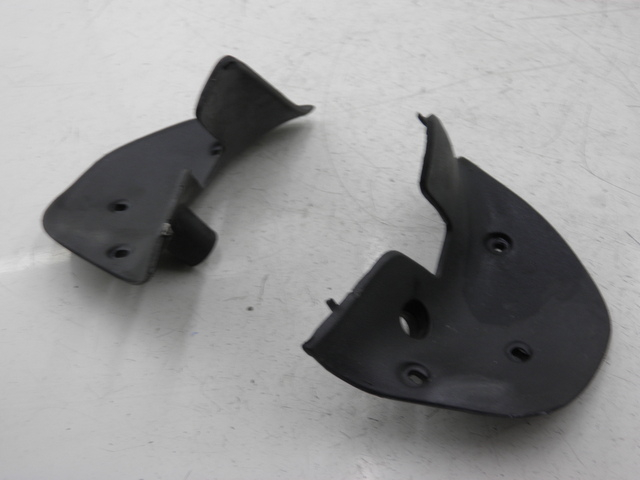 photo de HANDLE BAR PANEL PIAGGIO SUPER LX 125 (2000 - 2003)