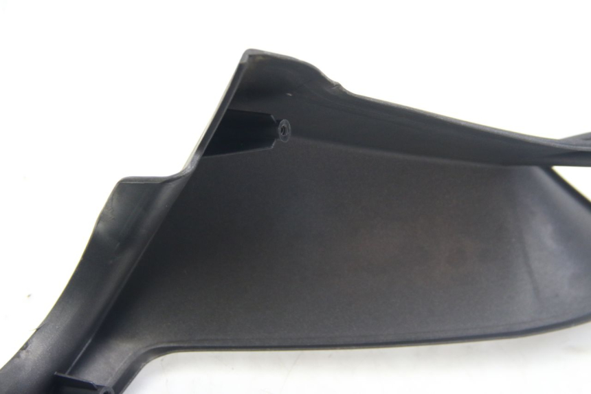 photo de REAR HANDLEBAR COVER APRILIA ATLANTIC 500 (2002 - 2003)