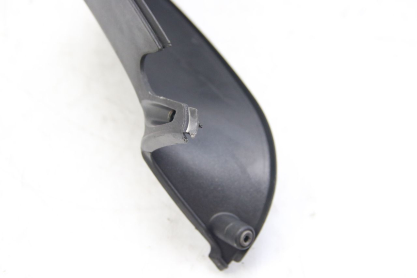 photo de REAR HANDLEBAR COVER APRILIA ATLANTIC 500 (2002 - 2003)