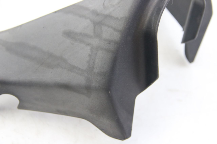photo de REAR HANDLEBAR COVER APRILIA ATLANTIC 500 (2002 - 2003)
