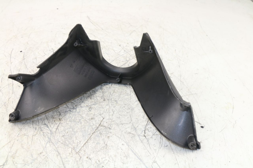 photo de HANDLE BAR REAR PANEL APRILIA ATLANTIC S 125 (2010 - 2013)