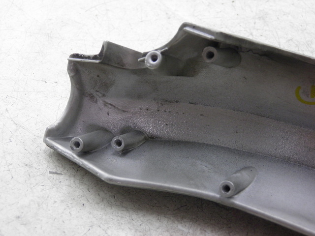 photo de HANDLE BAR REAR PANEL APRILIA LEONARDO 125 (1999 - 2001)