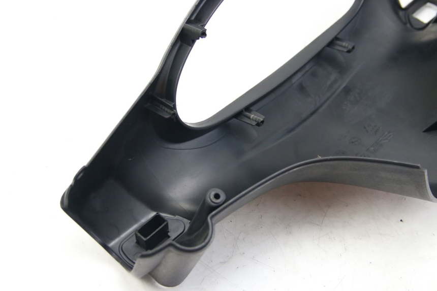 photo de REAR HANDLEBAR COVER DERBI BOULEVARD 50 (2009 - 2006)