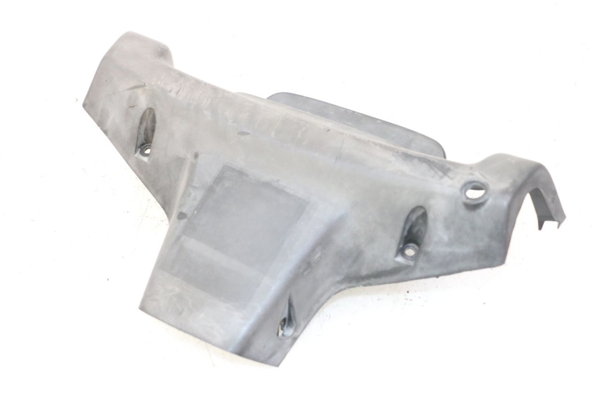 photo de HANDLE BAR REAR PANEL YAMAHA BW'S 100 (1999 - 2002)