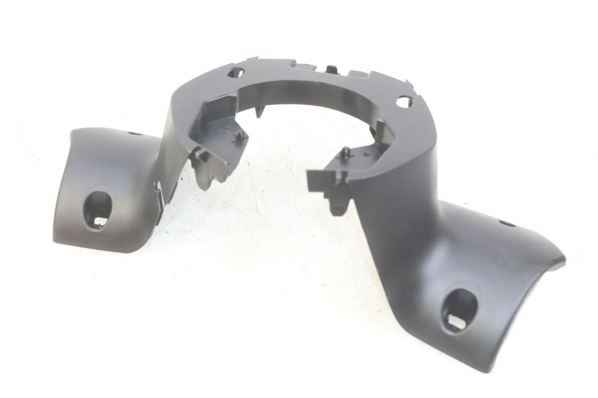 photo de REAR HANDLEBAR COVER PEUGEOT CITYSTAR AIR 125 (2014 - 2017)
