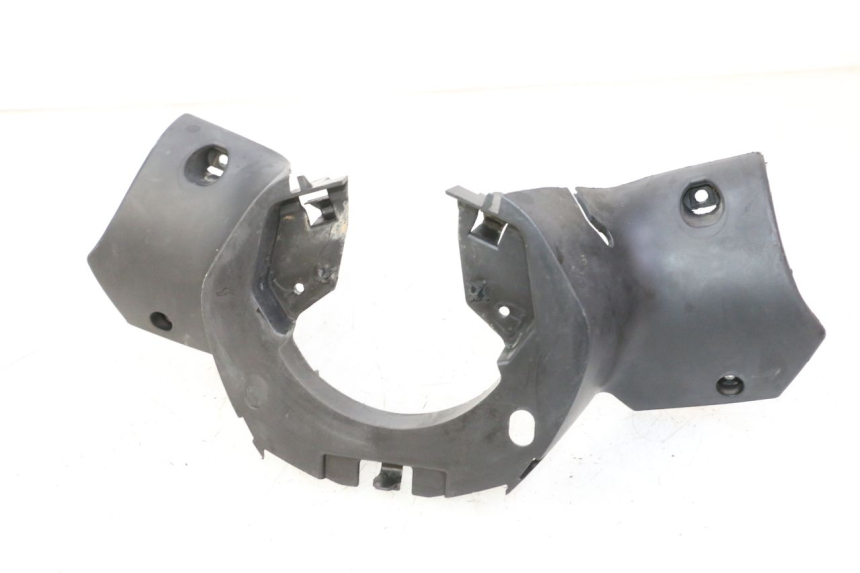 photo de REAR HANDLEBAR COVER PEUGEOT CITYSTAR 50 (2013 - 2017)