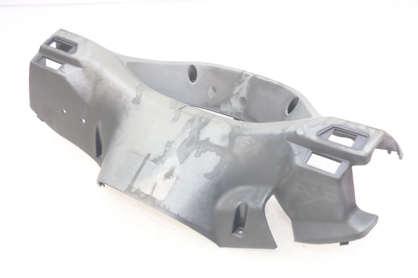photo de REAR HANDLEBAR COVER HONDA FES PANTHEON 2T 125 (1998 - 2002)