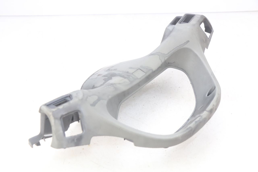 photo de REAR HANDLEBAR COVER HONDA FES PANTHEON 2T 125 (1998 - 2002)