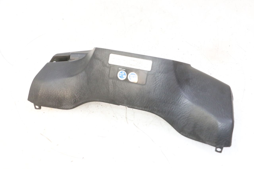 photo de REAR HANDLEBAR COVER HONDA FES S-WING SWING ABS 125 (2007 - 2015)