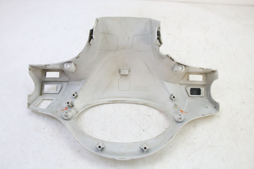 photo de REAR HANDLEBAR COVER SYM FIDDLE 3 III 125 (2014 - 2020)