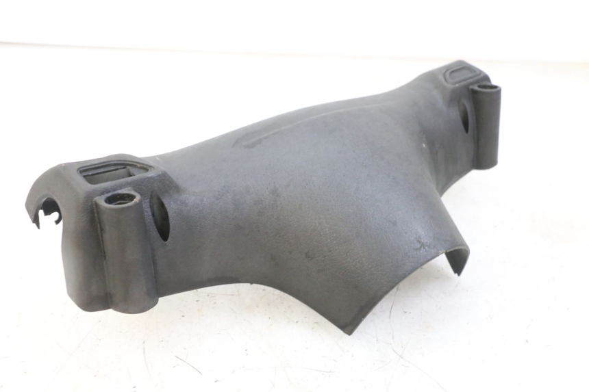 photo de REAR HANDLEBAR COVER PIAGGIO FLY 2T 50 (2004 - 2017)