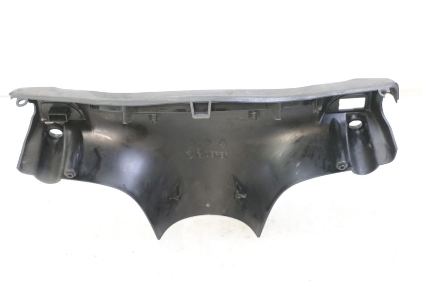 photo de REAR HANDLEBAR COVER PIAGGIO FLY 2T 50 (2004 - 2017)